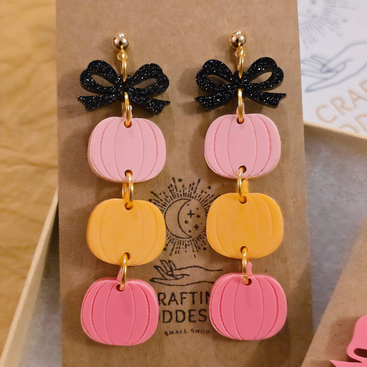 *Acrylic Earrings - *Fall 'Autumn Pumpkins' - Hypoallergenic Posts