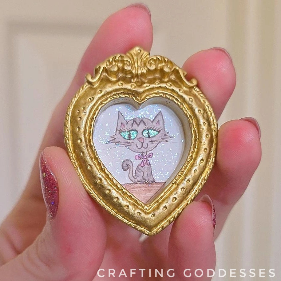 *ONE-OF-A-KIND Original Mini Watercolor Artwork - Magnet - Pretty Kitty